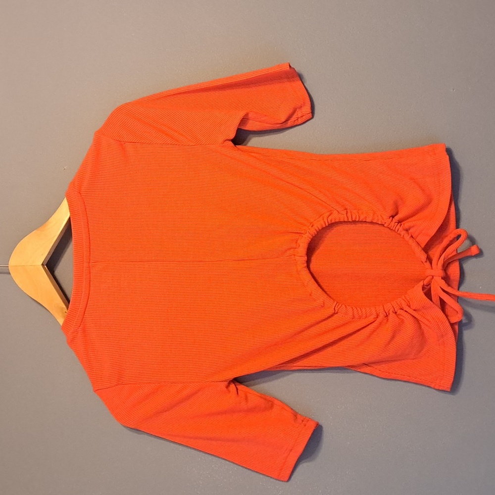 Gap Ribbed Cropped Tee - Picture 2 of 3